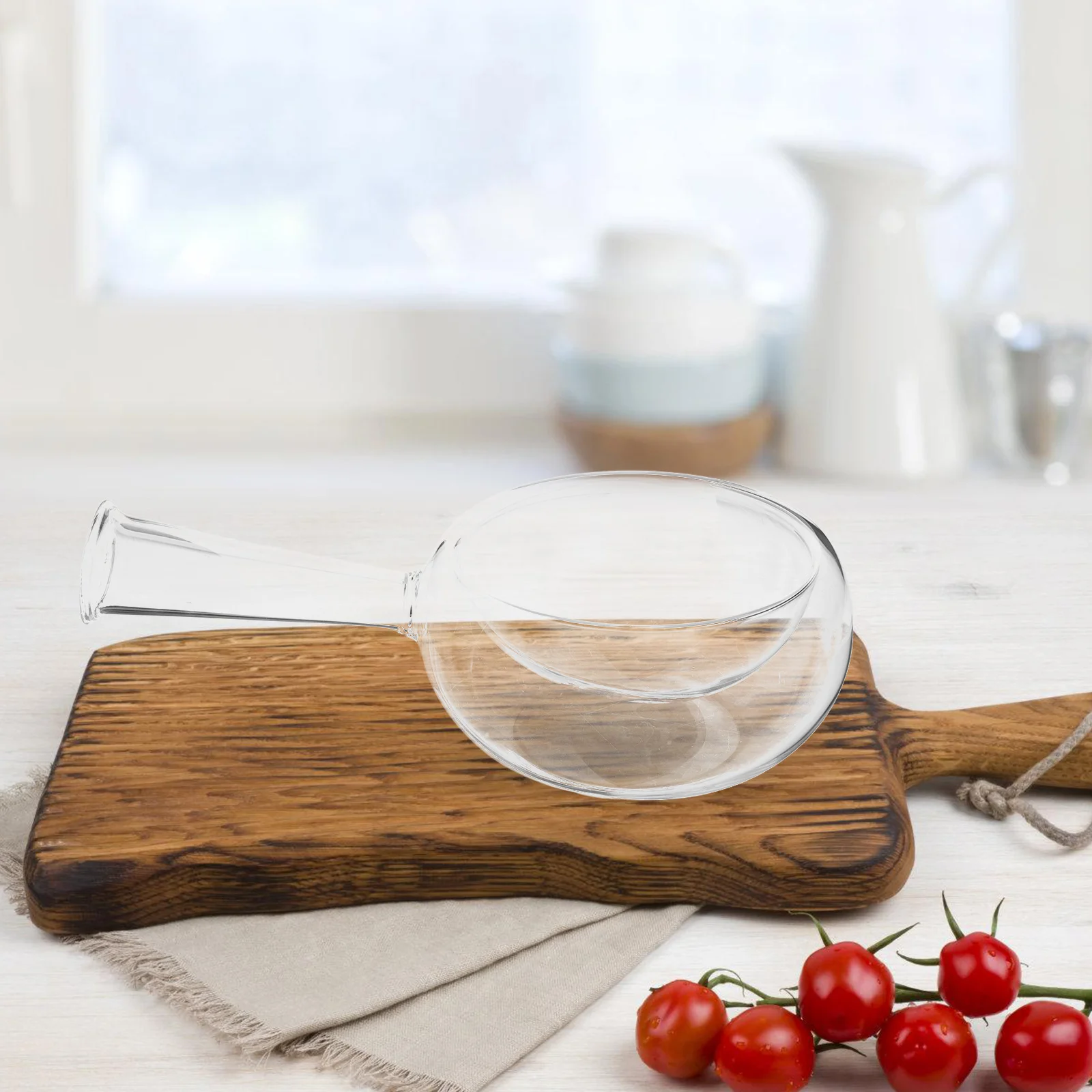 

Creative Glass Bowl with Side Spout for Smoky Effect Clear Mixing Bowl for Culinary Presentations Kitchen Parties