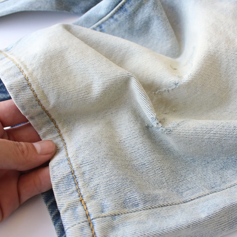 Contrast color pocket embroidery printing washing and worn edged summer men's straight loose denim five-point pants