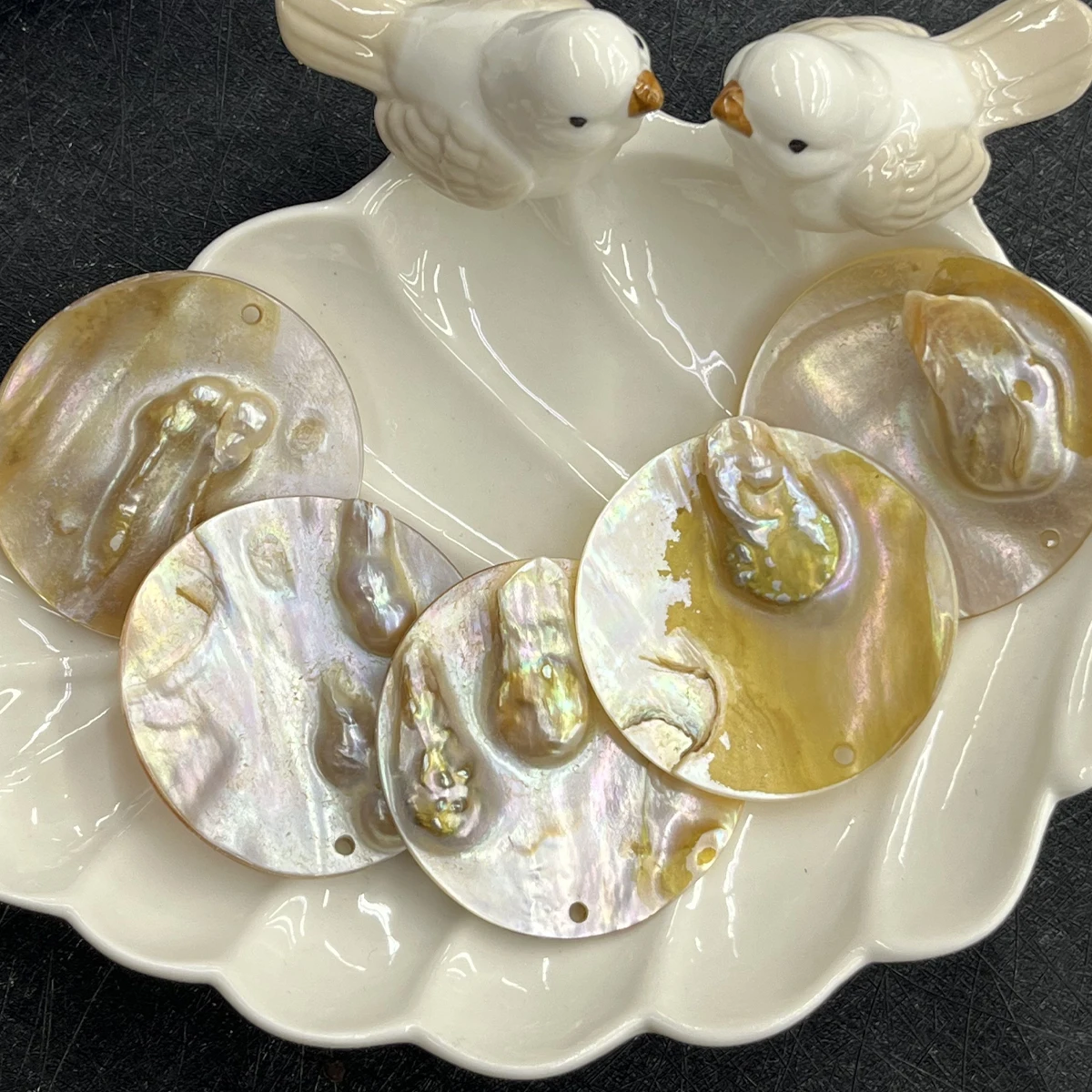 

5PCS Natural Shell Beads Round Shape Mother of Pearl Shell Beads for Making DIY Jewelry Bracelet Necklace Accessories 40mm 50mm