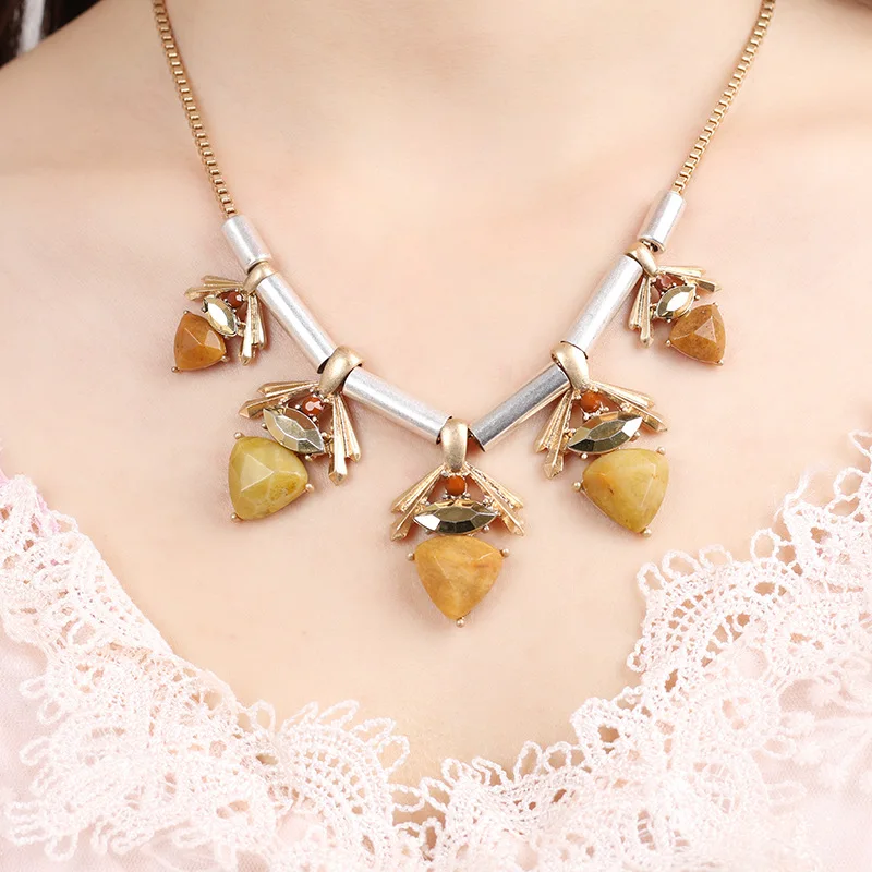 

Retro Style Niche Design Big Irregular Geometry Necklace Pendant Versatile Ethnic Style Bohemian Ethnic Style Box Chain Necklace