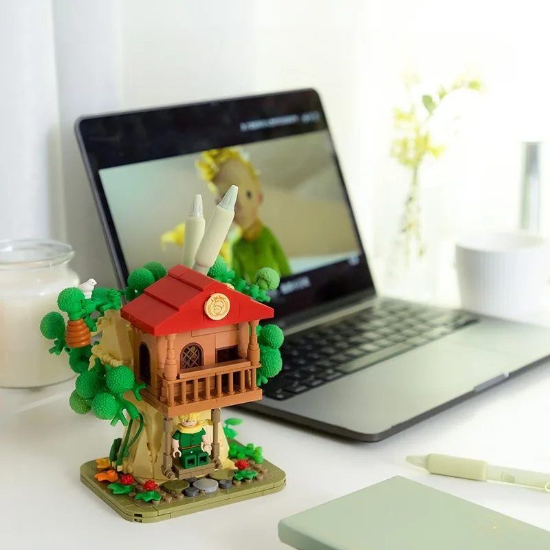 De Kleine Prins Co-Branded Boomhut Pennenhouder Verzamelde Bouwstenen Creatieve Speelgoedmodel Desktop Ornamenten Vakantiegeschenk