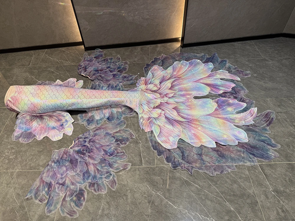 カラフルな花のつぼみ魚マーメイドテール水着水族館マーメイド水 - Aquarium & Marine Museum のレビューと価格