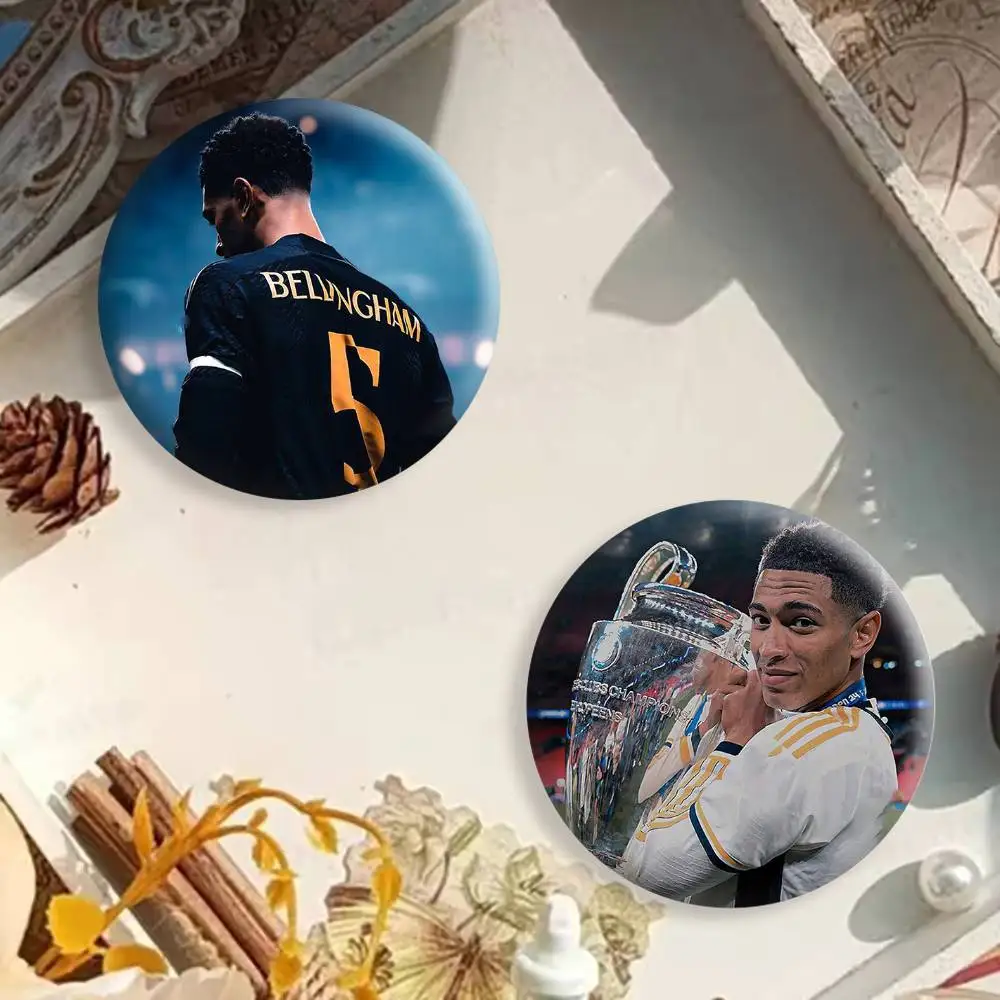 B-Bellingham 5 football Badges Creative Tinplate Button PinsBrooch Badge Clothes Backpack