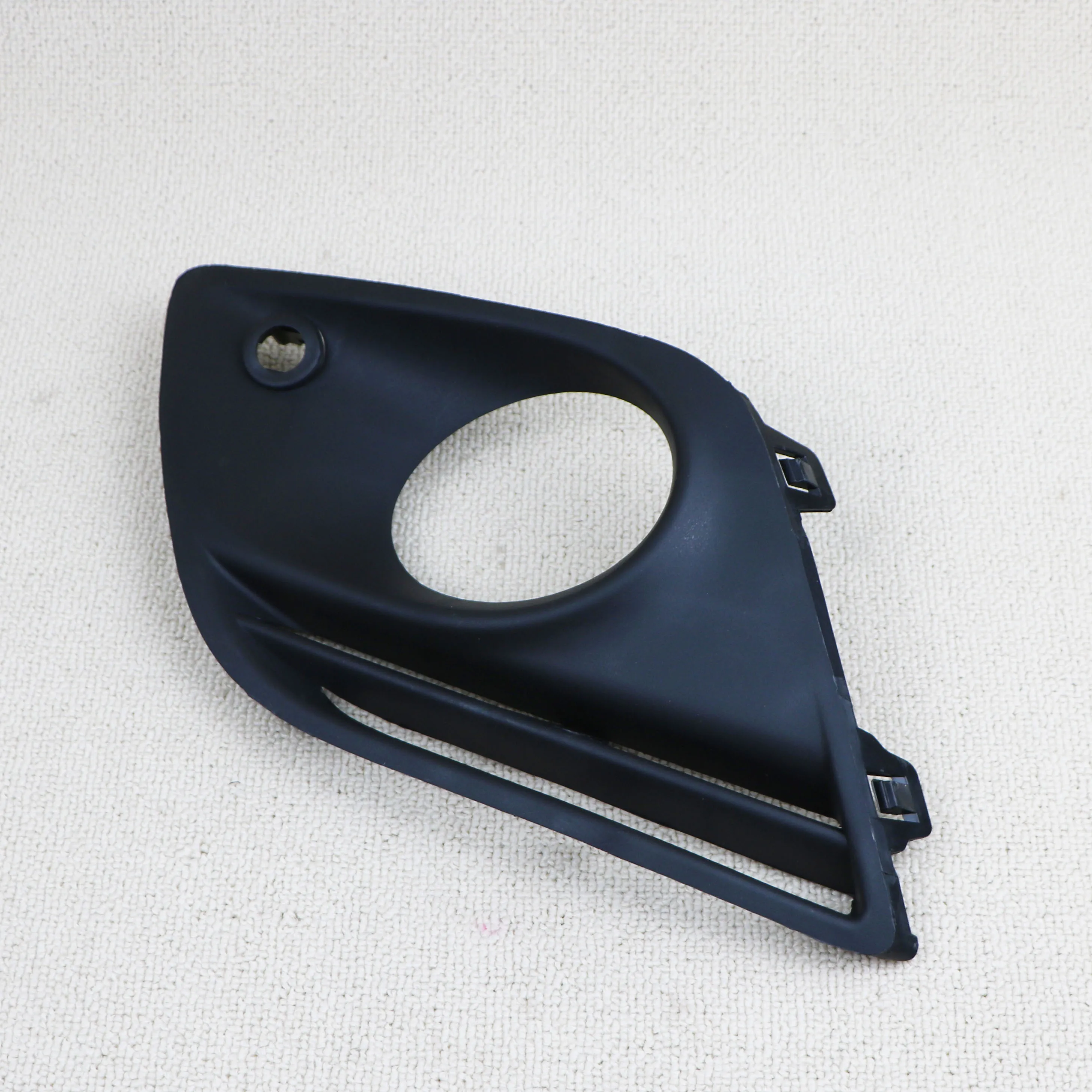 

31294052 Front Bumper Right Front Fog Lamp Shade Front Fog Lamp Frame Cover For Volvo XC60 2008-2013 31294051