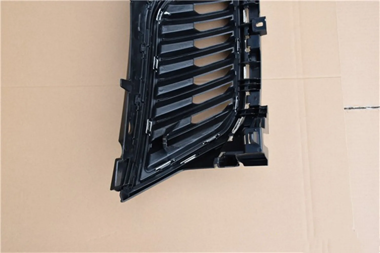 Front Bumper Grill for Skoda Rapid 2013-2021 Radiator Central Grille Face Mask Car Accessories