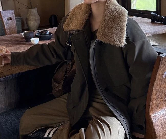 

Retro Leather Workwear Cotton Jacket 2025 Autumn/winter Short Loose Fur Collar Jacket Top for Women