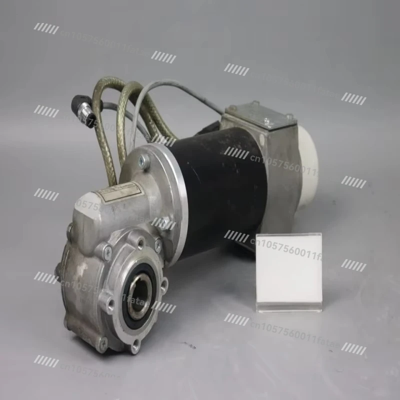 

SSN40-1PHCR-056C21 Gear motor i = 25 0.95kW SSN40-1FCHR for PLC, PAC
