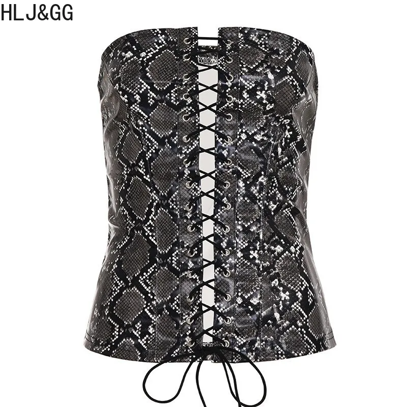 ชุดเซ็ตเสื้อโค้ทขนสัตว์แฟชั่นฤดูหนาว HLJ&GG แบบสามชิ้นสำหรับผู้หญิง เสื้อครอปแขนยาว + ชุดเดรสเข้ารูป + กางเกงขาสั้น แฟชั่นสไตล์ Y2K สตรีทแวร์