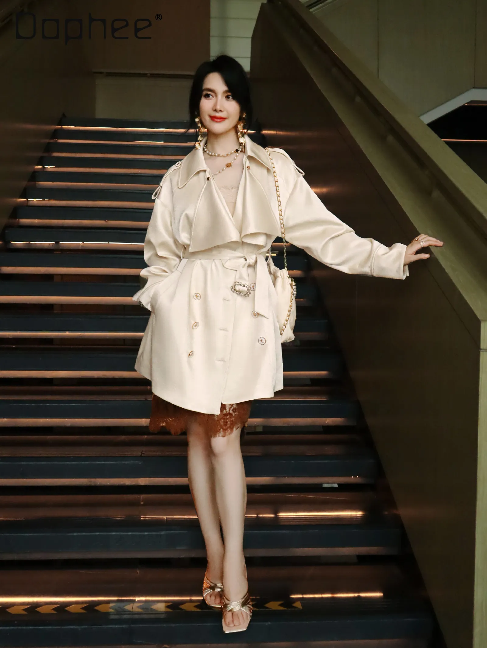 

Spring Autumn Women's Beige Trench Coat Double Breasted Belted Short Trench Jacket Gold Buttons Elegant Lapel Overcoat Ladies