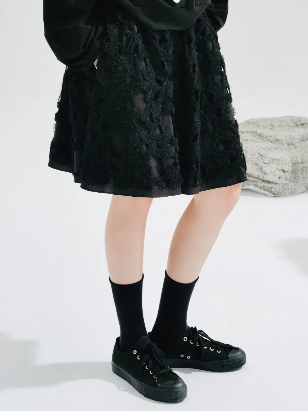 

imakokoni 2023 autumn new original heavy lace dark skirt all matching skirt 234232