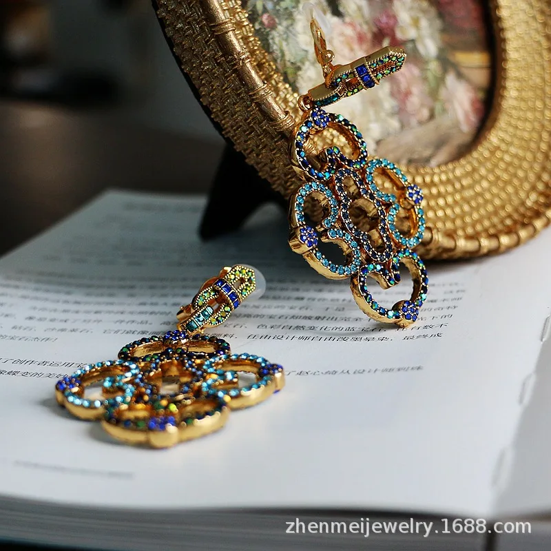 Vintae Mid-Ancient Double-Sided Full Diamond Ear Clip