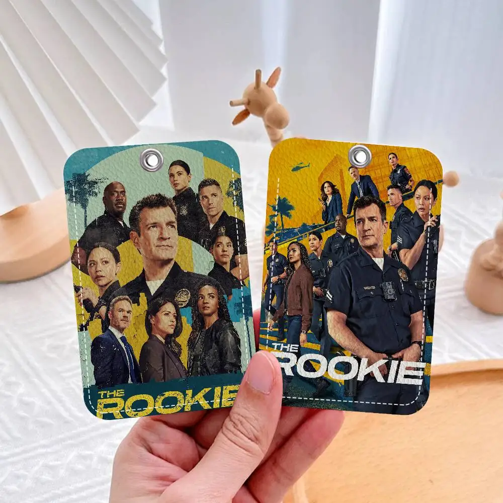 

Персонализированный держатель для карт с принтом из фильма «Р-Руки», подходит для девушек, чехол для карт, держатель для бейджей, брелок для ключей