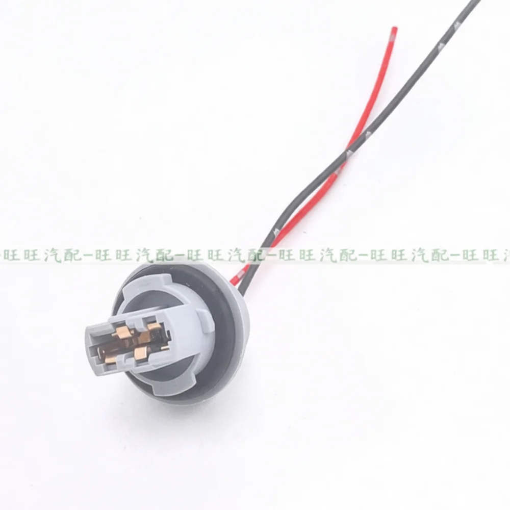 Universal T20 Connector Socket For Brake Tail Turning Lights 7443 7440 Bulb Base holder Automotive Replacement Accessories