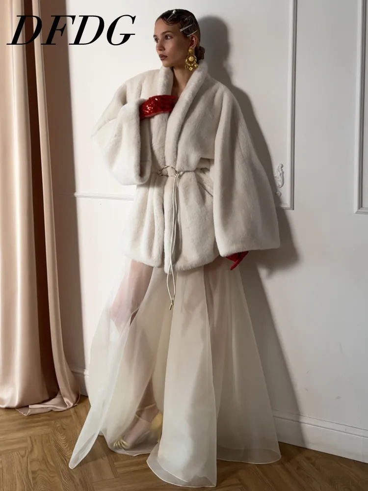DFDG Abrigo de piel sintética blanco de invierno para mujer con cinturón de manga larga con frente abierto piel prendas de vestir exteriores cálidas 2025 piel de moda femenina