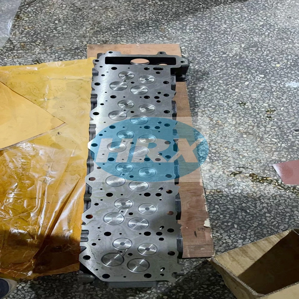 Factory Price Diesel Machinery Engine Parts Cylinder Head Assy Cylinder Head Completed for 6M60