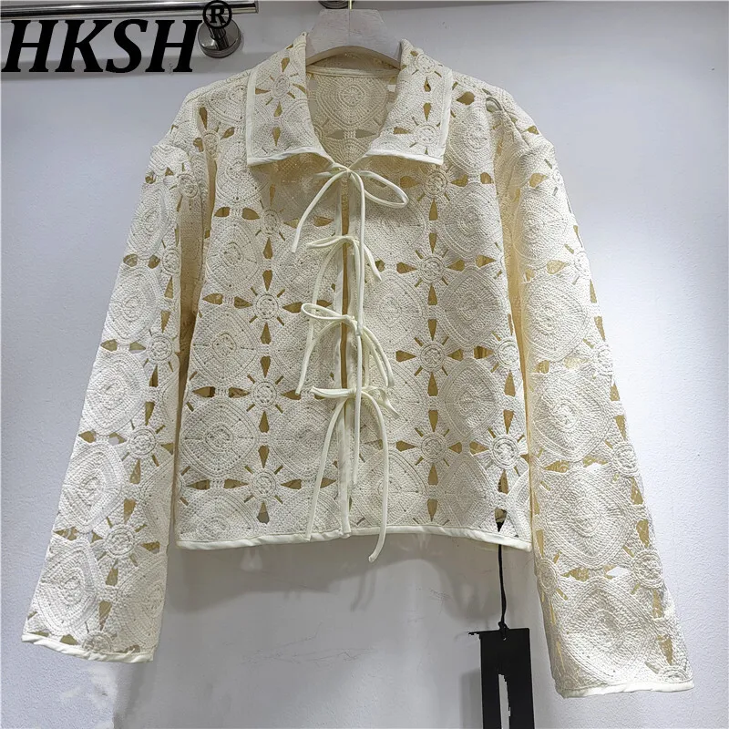 

HKSH Autumn New Women Niche Embroidery Hollow Lace-Up Placket Design Turn-Down Collar Shirt Jacket Trendy Streetwear Coat HK9466