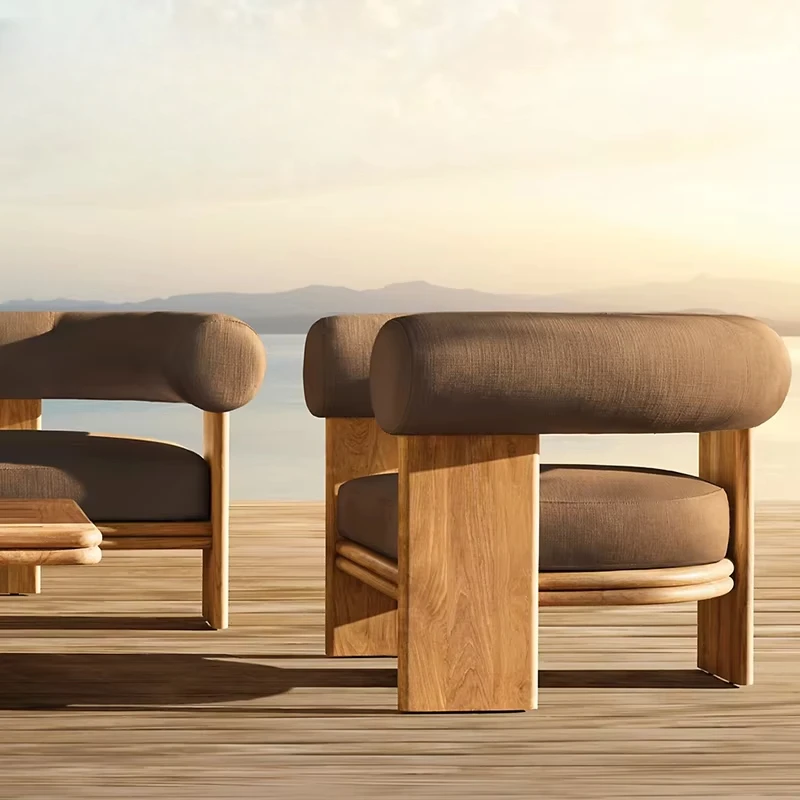 Garden Luxury Comfortable Teak Waterproof Table and Chairs Set Hotel Luxury Table and Chair Set Villa Versatile Wood Furniture