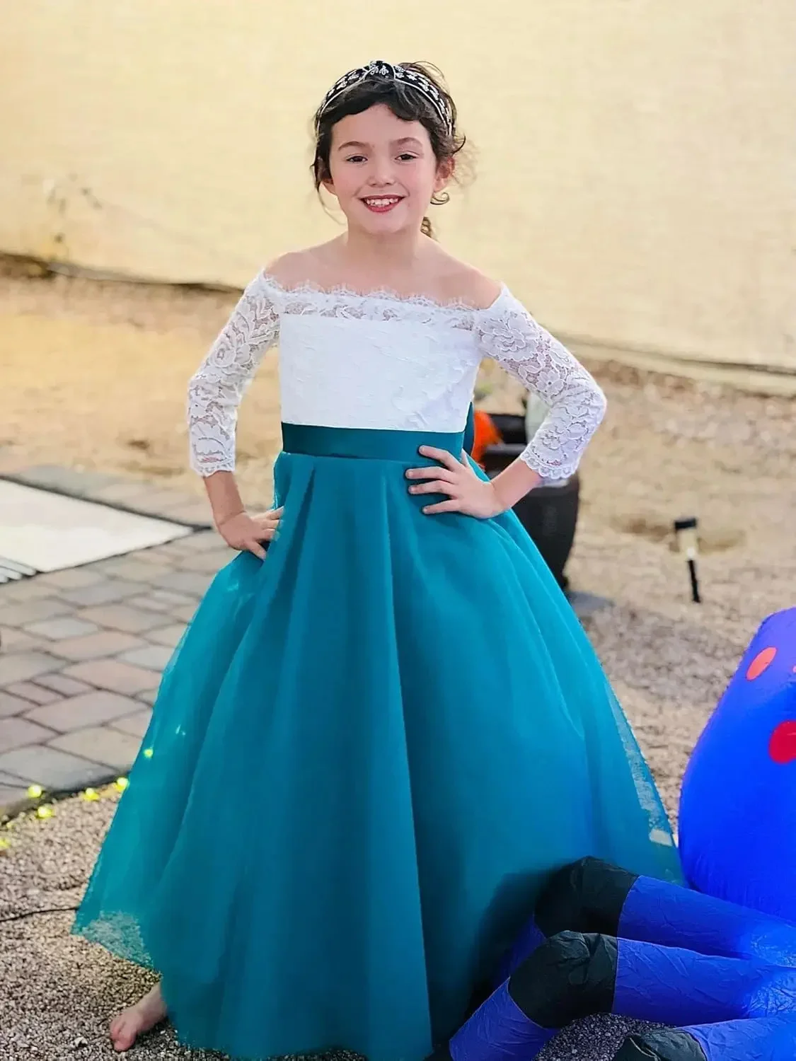 

Customized Dark Green Flower Girl Dress For Wedding Lace 3/4 Sleeves Off Shoulder Simple Kids Birthday Party Banquet Ball Gown