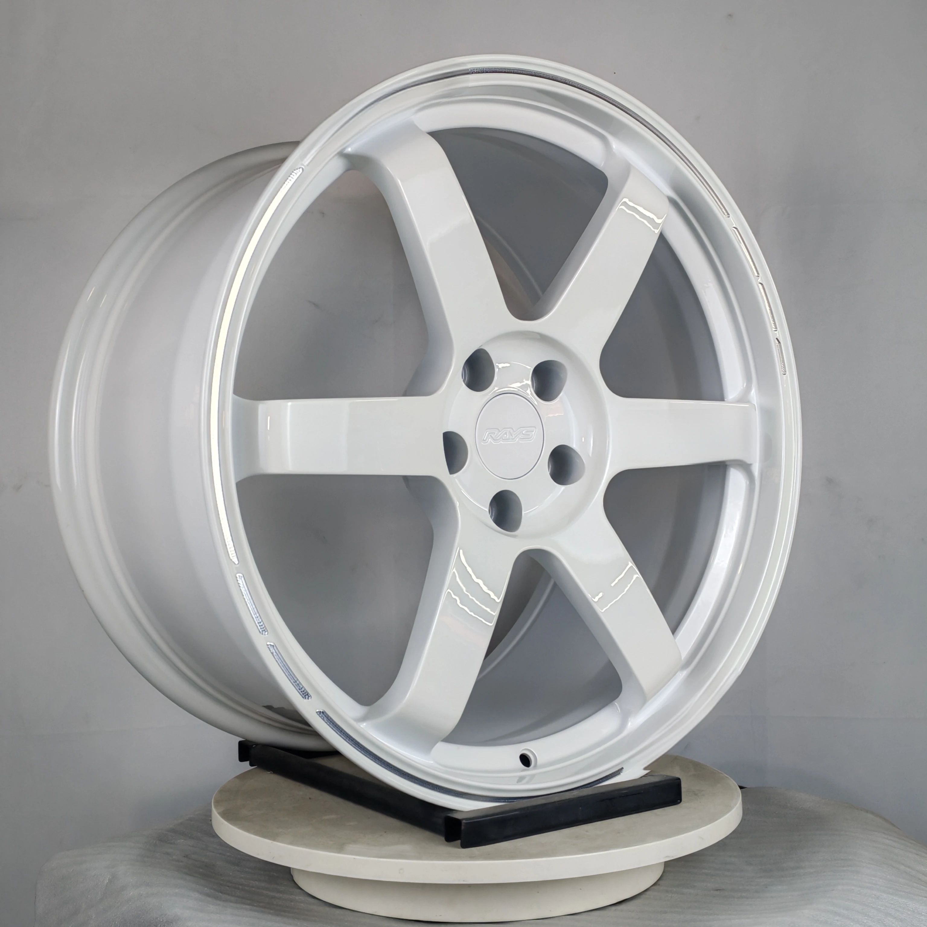 -For High-quality  Alloy Wheels 5X114.3 White 6 Spokes Wheels with Deep Concave Design Suitable for Stock Vehicle Modification&