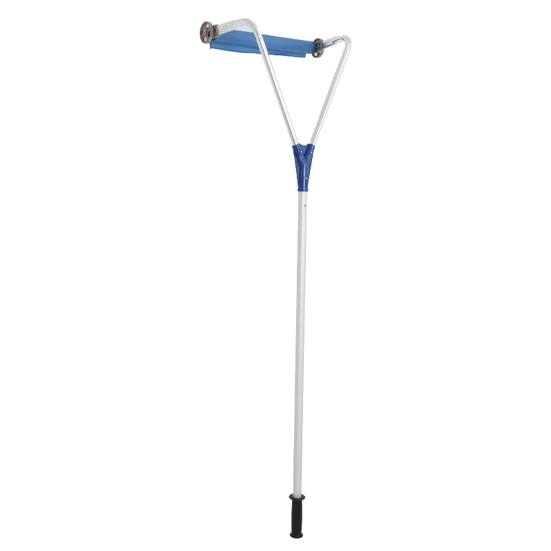 Strumento per la rimozione del rastrello da neve sul tetto con impugnatura telescopica regolabile e taglierina a testa larga e scivolo per l'asciugatura dalla neve