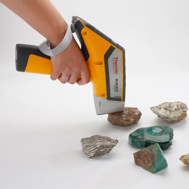 Thermo/Niton  XL2 XRF Handheld spectrometer Precious Metal analyzer Alloy precious metal Ore detector