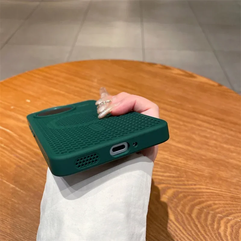 Magnetische Hülle für Xiaomi POCO F7 Ultra F7 Pro, Netz-Abwärme-Schale, Mag-safe-Ladefunktion, Matte Stoßfeste Weiche Schutzhülle – Detail 15