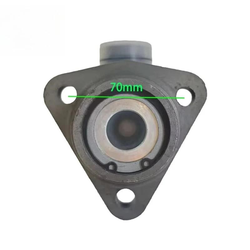

5-7 Ton Brake Master Cylinder With Reservoir Spare Parts Forklift Accessories Brake Master Cylinder For Dalian Forklift