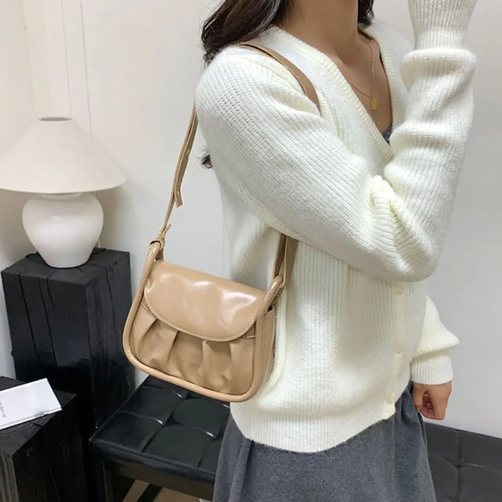 

PU Leather Crossbody Underarm Bag Carrying Lightweight Female Small Square Bags Large Capacity Portable Elegant Shoulder Bag