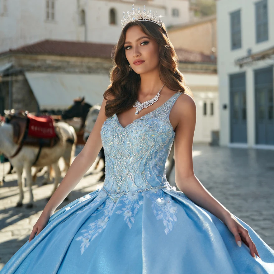 Angepasst Eis Blau Pailletten Quinceanera Kleider Ballkleid Perlen Applikationen Spitze Prinzessin Party Kleid Vestidos De 15 Jahre YQD36