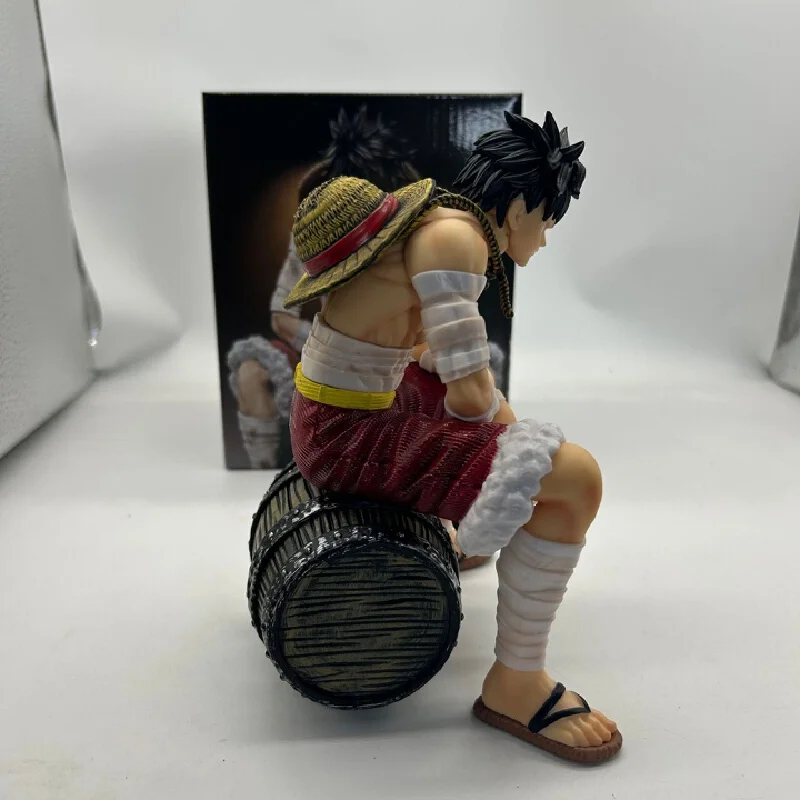 قطعة واحدة قرد D لوفي يجلس على برميل Bt تناول اللحوم ثلاثة رؤوس النحت أنيمي الشكل سطح المكتب زخرفة تمثال نموذج هدية #4