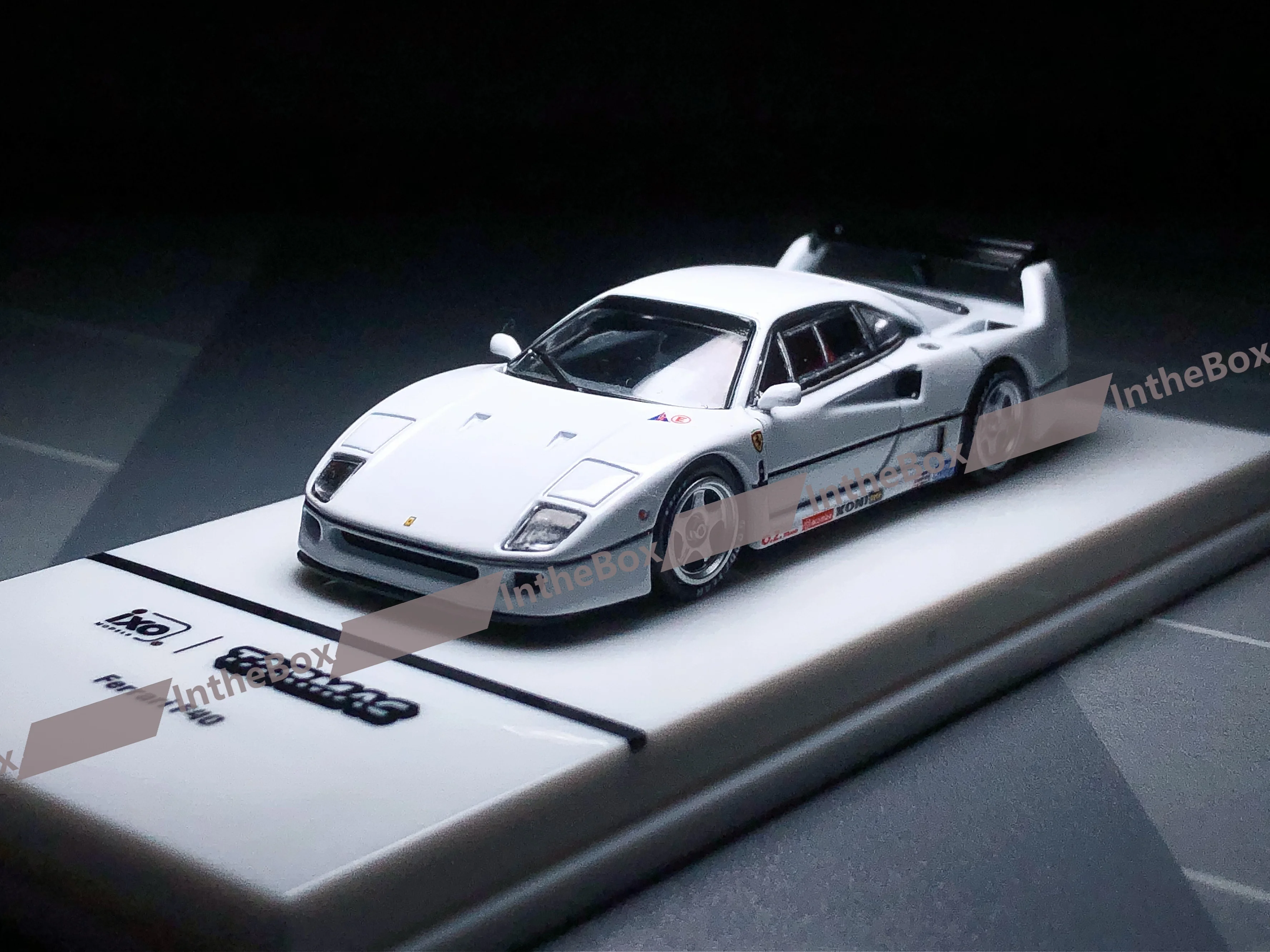 

Tarmac Works 1/64 F40 Model Diecast Metal Car Collection Limited Edition Hobby Toys