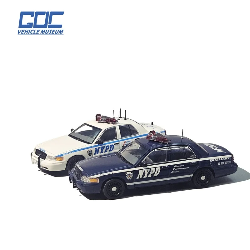 

GOC 1:64 Crown Victoria Police Diecast Model Car