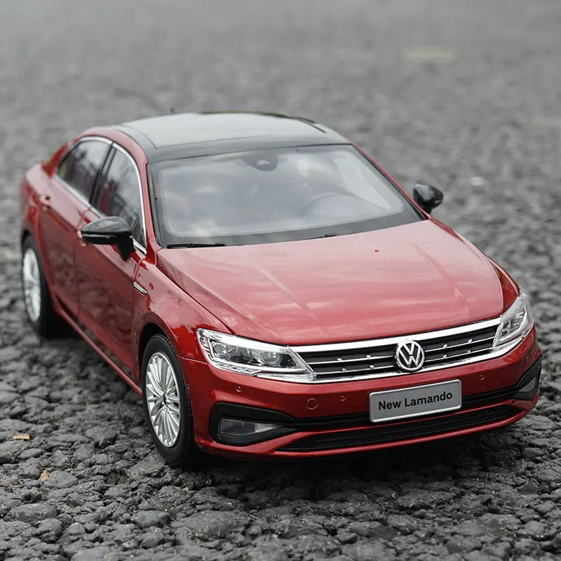 New 1:18 VW Lamando Alloy Car Model Diecasts Metal Vehicles Car Model High Simulation Collection Childrens Toys Gifts Decoration