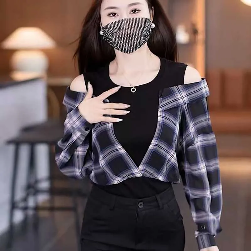 Fashion Spliced Plaid Off Shoulder Fake Two Pieces T-Shirt Women's Clothing 2024 Spring New Loose Korean Tops Casual Tee Shirt