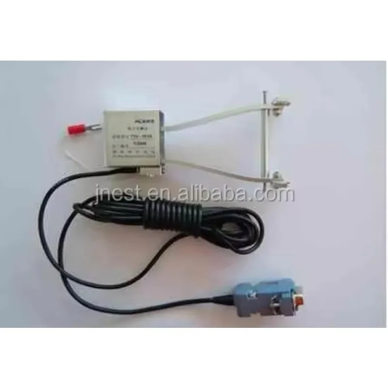 

Universal Testing Machine Extensometer