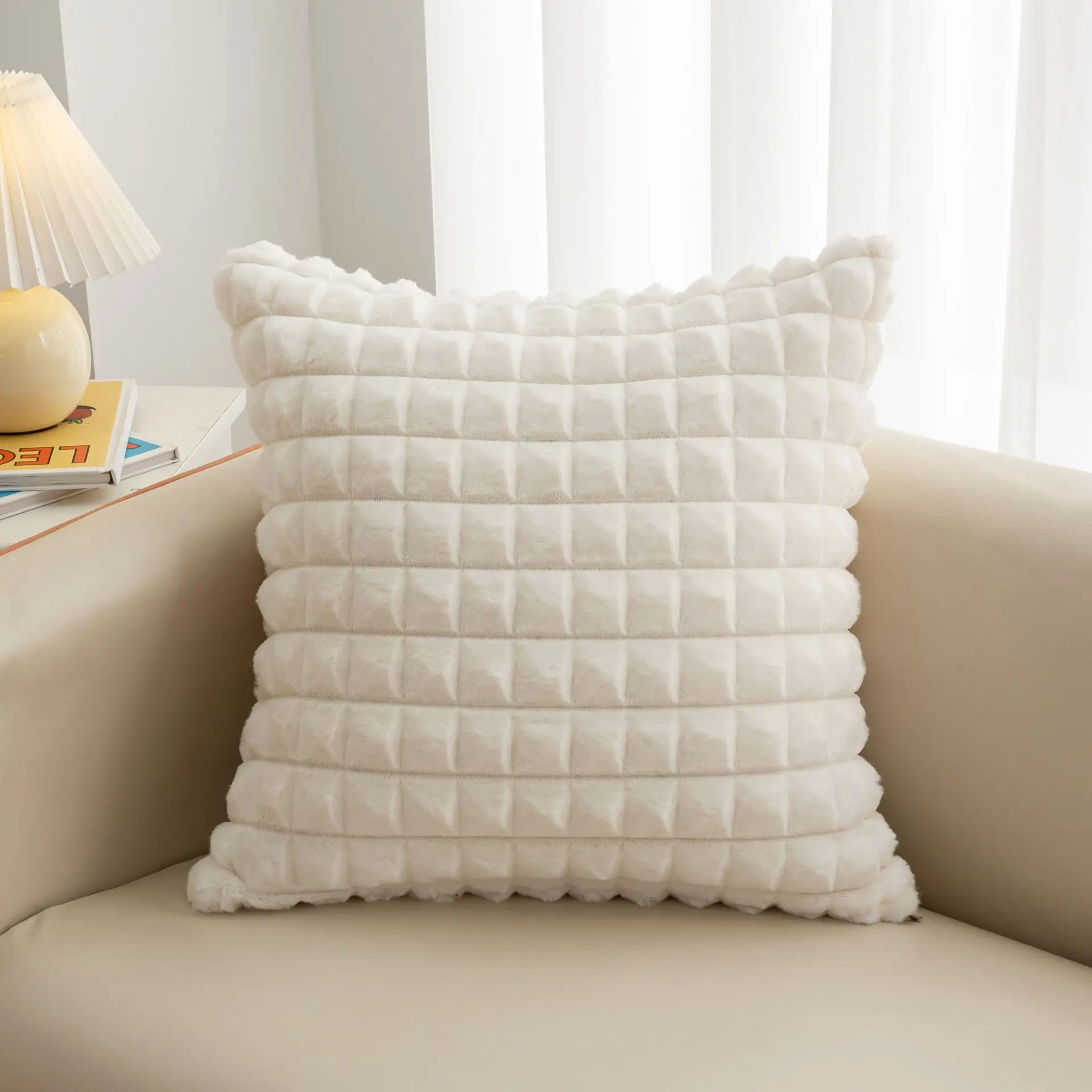 

Cushion Cover Plush Decorative Pillowcase 45x45cm For Living Room Sofa Bedroom Home White Plaid Super Soft Pillowcase Pillowcase