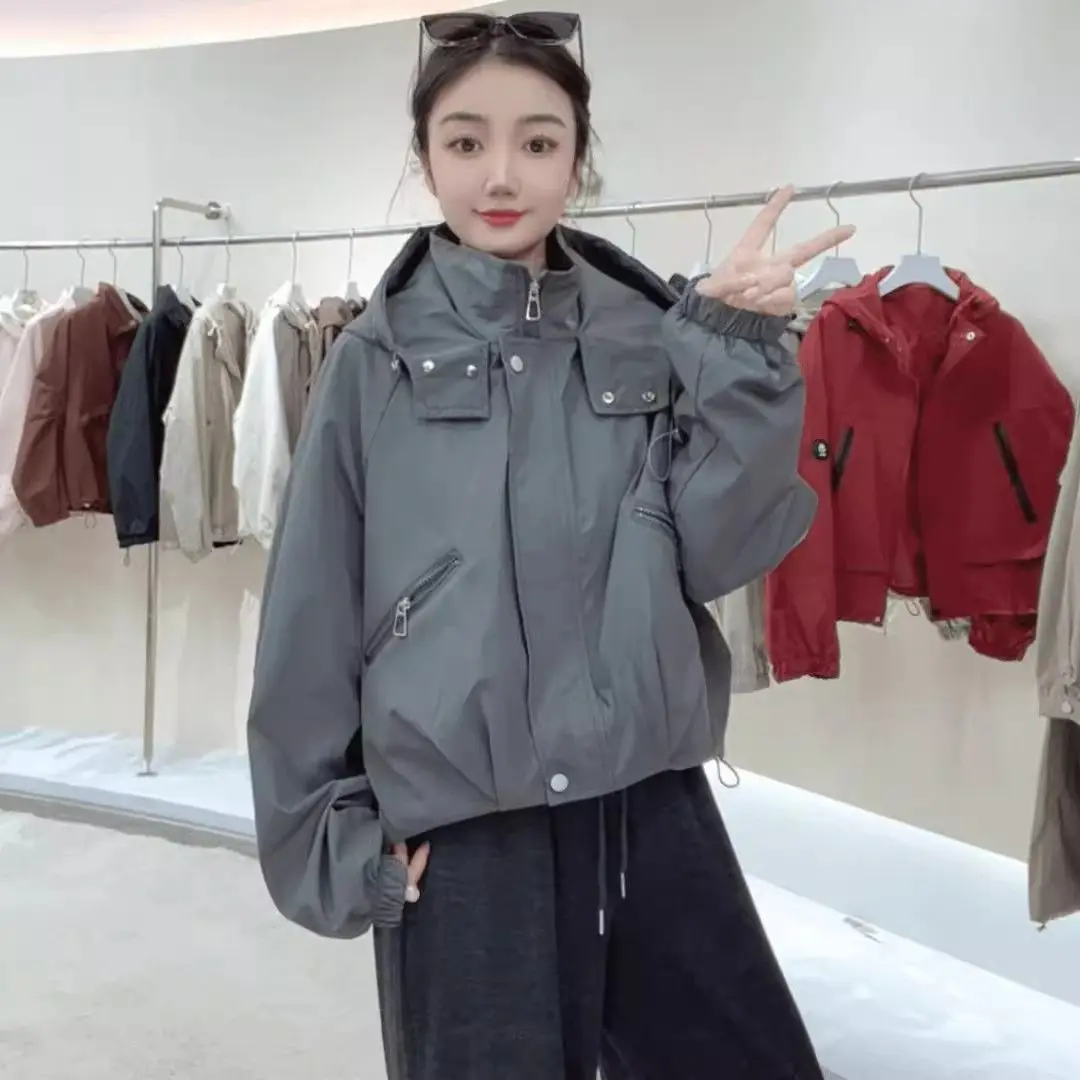 Jaqueta solta com capuz casual casaco ao ar livre manga longa à prova de vento ao ar livre carga de ferramentas, topo curto, nova moda, outono, 2026