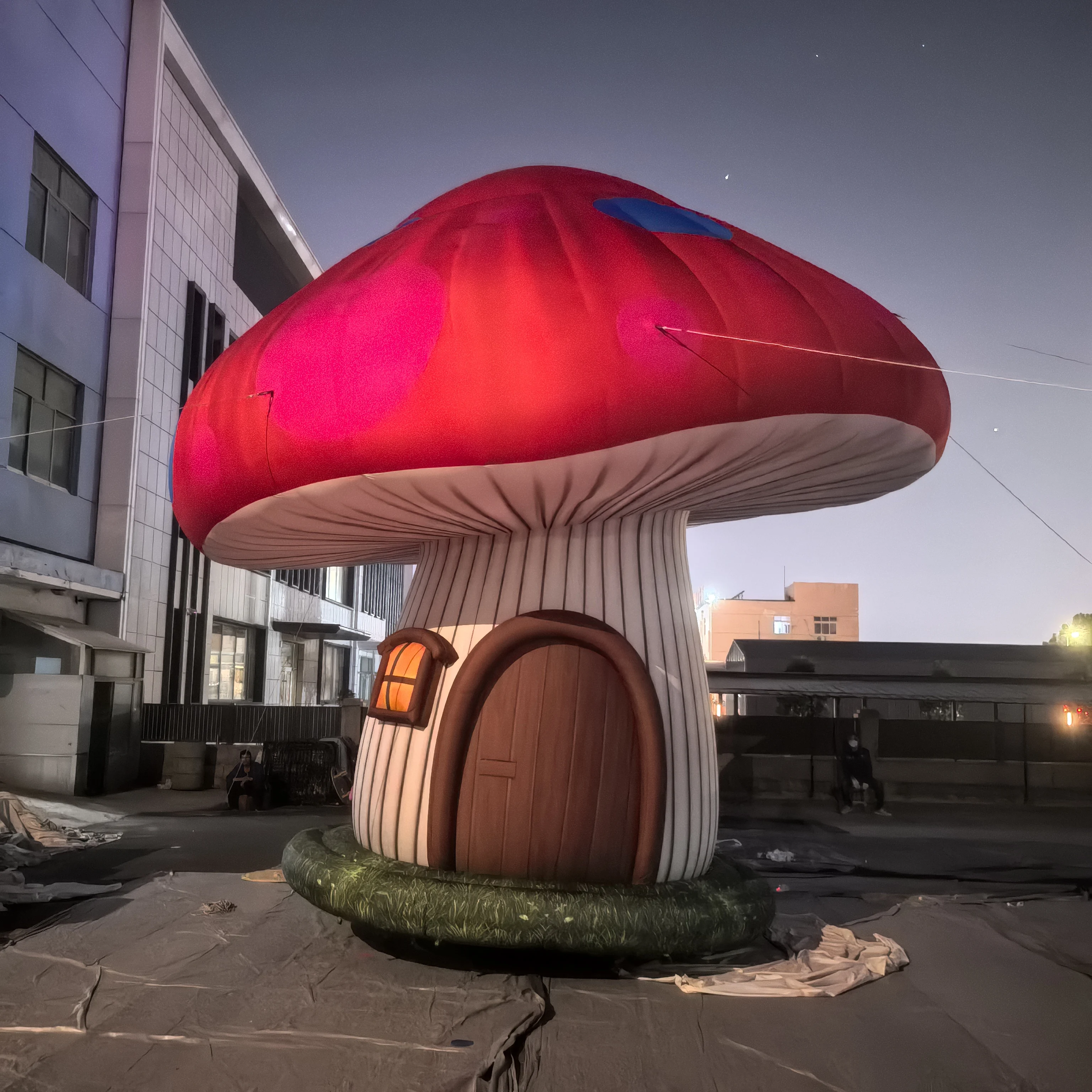 Giant LED Inflatable Mushroom House Decoration Fairy Tale Theme Cabin for Night Party Event Festival