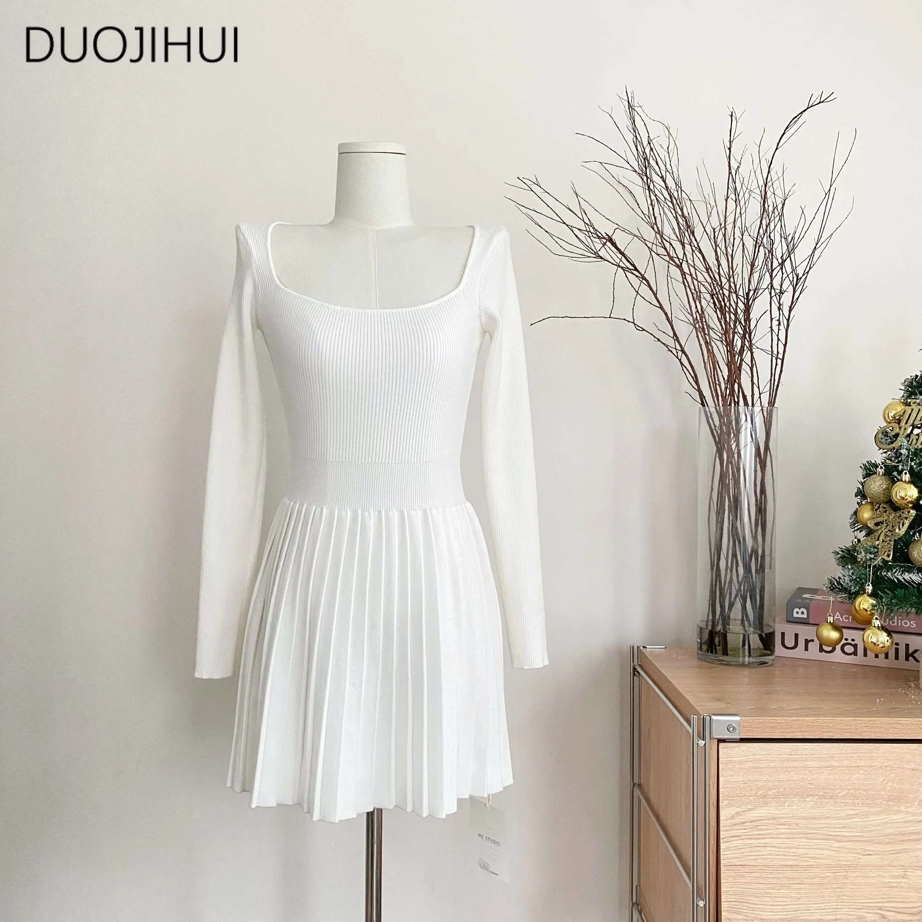 

DUOJIHUI White Sweet Chicly Striped Knit Loose Women Dresses Autumn New Elegant Office Ladies Fashion Simple Casual Female Dress