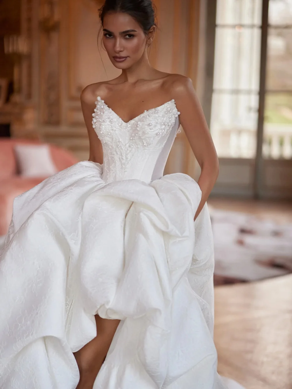 2026 New Ruffled Lace Pearls Wedding Dress Charming Vneck Aline Long Bridal Gown Customized Classic Open Back Dresses For Bride