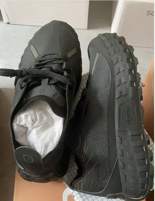 

Classic 2025 Zipper Hiking Boots Professional Anti-Slip Hiking Boots Designer Wearable Hiking Sneakers