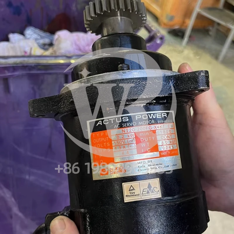 

Оригинальный б/у серводвигатель NI20-200FG-X4KT, подходит для запчастей Komori