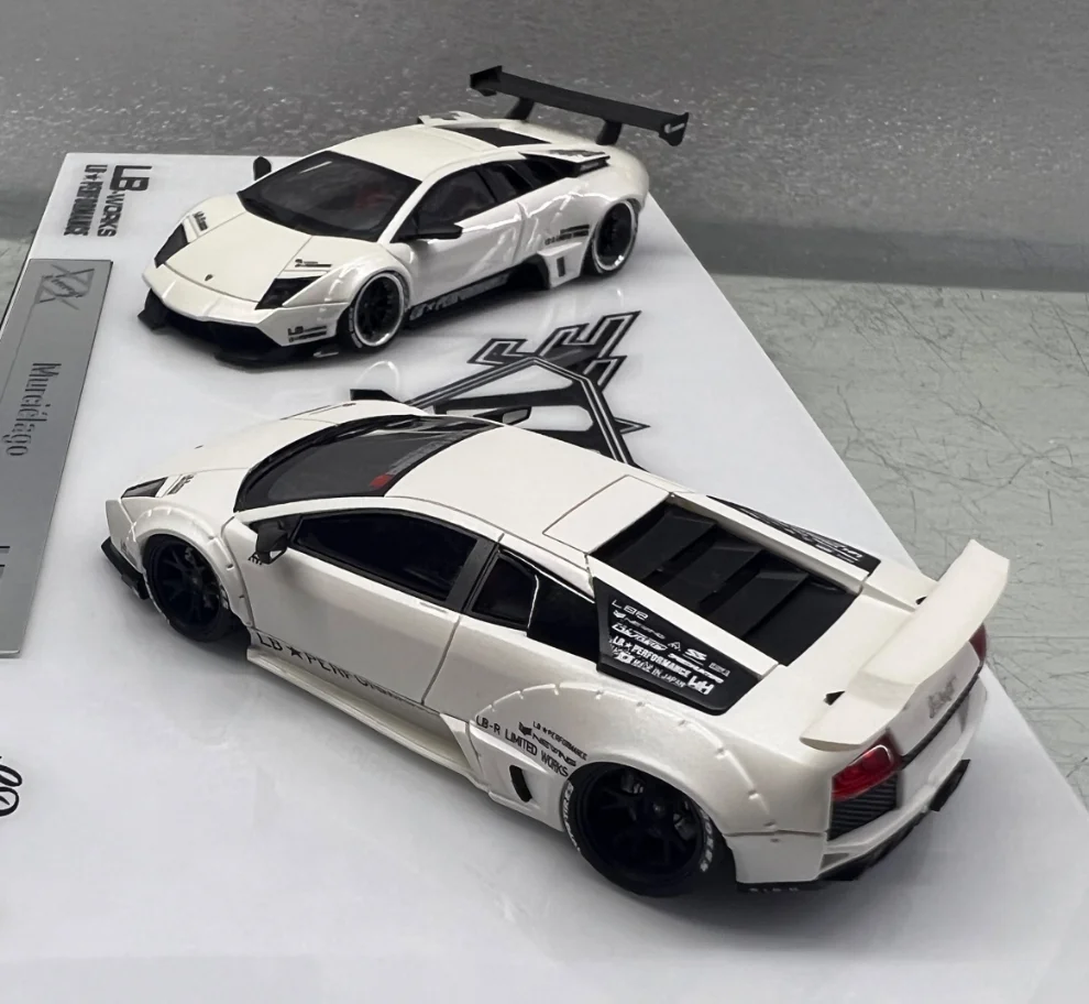 404Error 1:64 Murcielago LP640 Pearl White limited 199 2Car Set Model Car