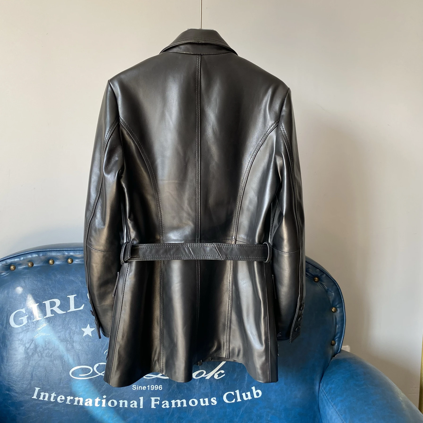 Spring 2025 Women's Mid-Length eepskin Leather Jaet Loose Slimming Vintage Versatile Waist-Cinching Trendy Outerwear