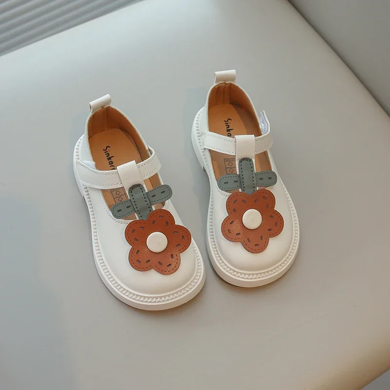 Baby Girls Princess Shoes Kids T-strap Flats with Sweet Flowers Toddlers Children Kindergarten School Leather Shoes Fashion Soft