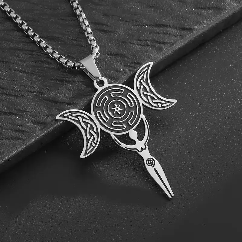 Stainless Steel Moon God Hecate Triple Moon Pendant Necklace for Men Women Greek Mythology Witchcraft Spiritpower Amulet Jewelry