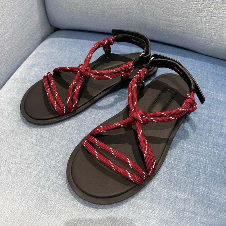 

Новинка 2025, женские римские сандалии на плоской подошве с перекрестной веревкой, пляжные повседневные кожаные тапочки Magic Sti Toe с открытым носком, резиновая подошва с круглой головкой