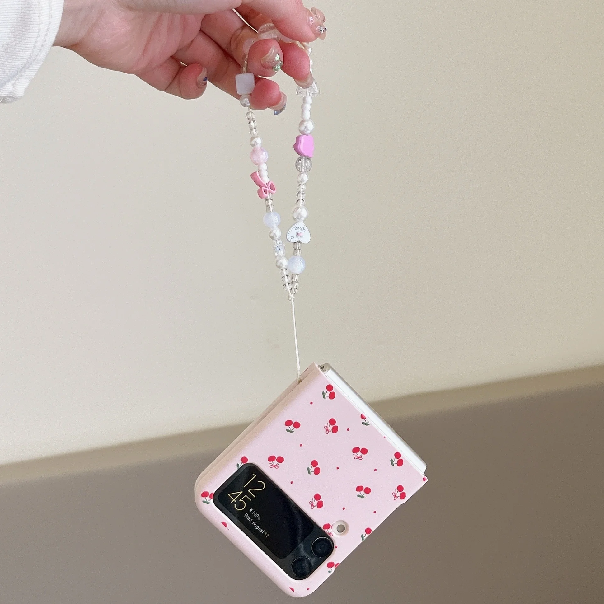 Cute Cherry Case For Samsung Galaxy Z Flip 7 6 Bracelet Cover For Samsung Z Flip 5 flip4 3 Skin Feeling Shockroof Phone Cases