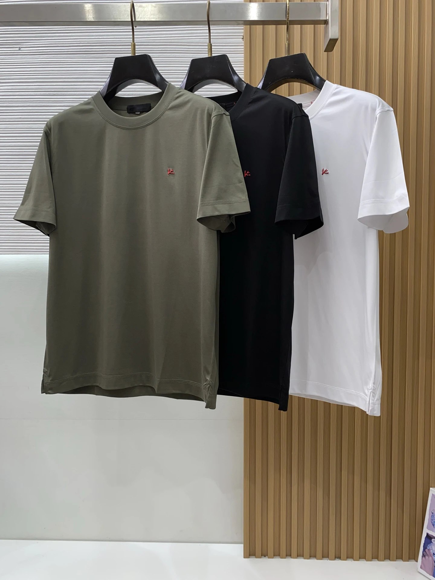 

BLLIYOSS T-Shirt Men Ice Silk Cotton 2026 SS New ventilate Casual Half Sleeve Printing Decoration Old Money Essential Summer