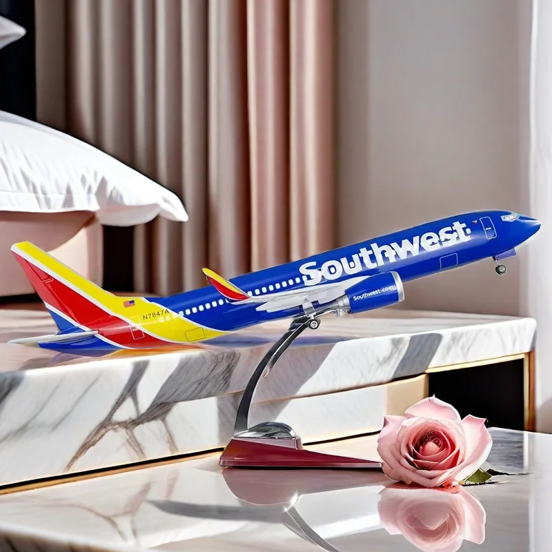 

1:80 Scale Large Model Airplane Southwest Airlines Boeing 737 Plane Models Diecast Airplanes with LED Light for Collection